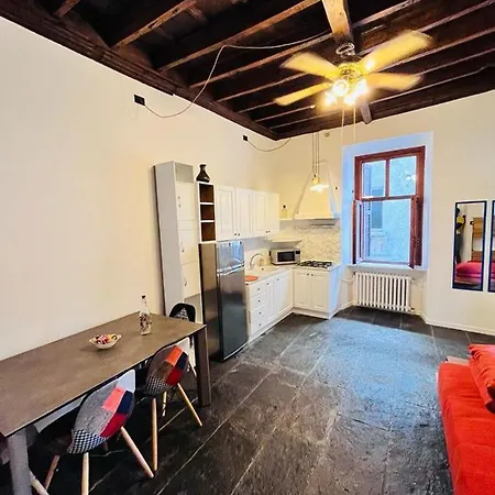 Alex Castle * Gravedona