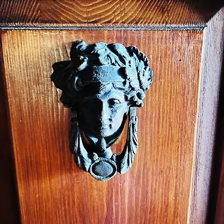 Apartmán Alex Castle *