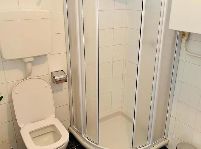 Historic Alex Castle * Gravedona